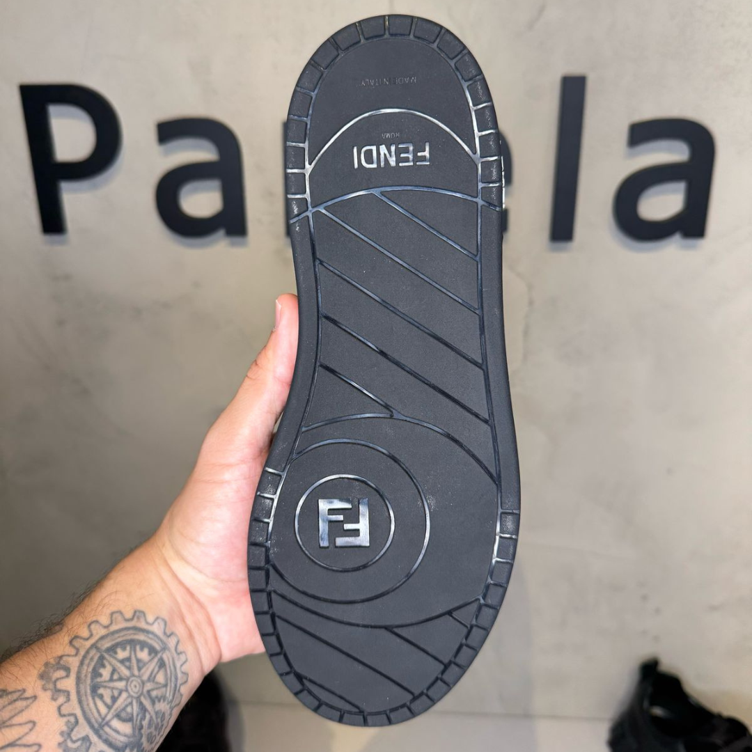 FENDI Tênis Match de couro com aplicação FF PRETO