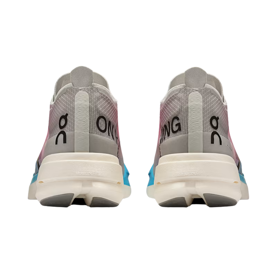 Cloudboom Strike White | Horizon