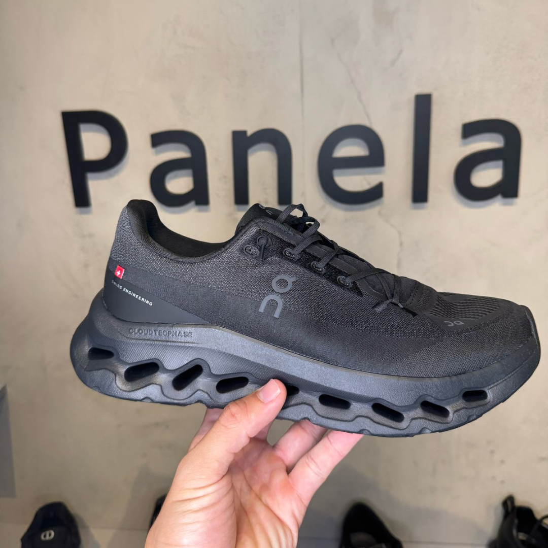 Cloudtilt Preto