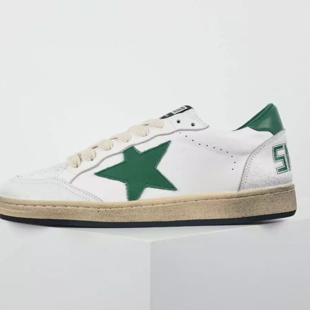 Golden Goose Super Star