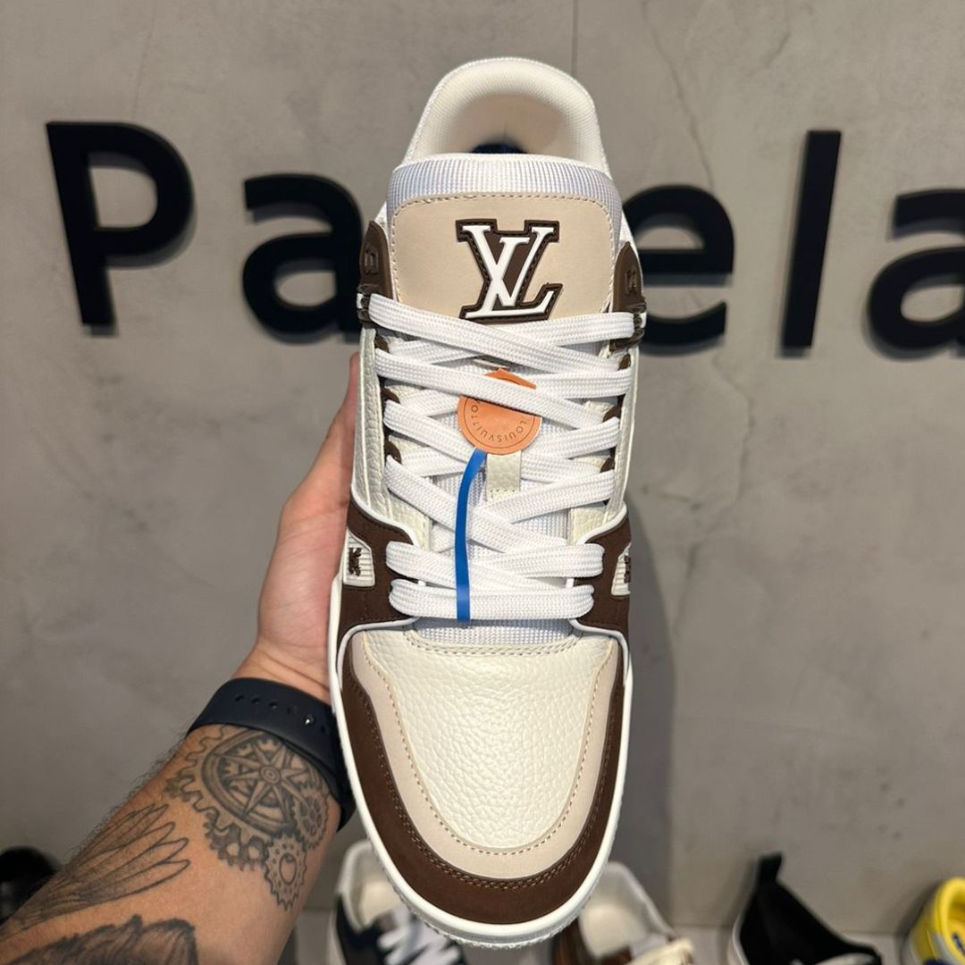 LV Trainer Marrom