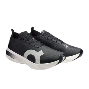 Cloudboom Strike Black | White