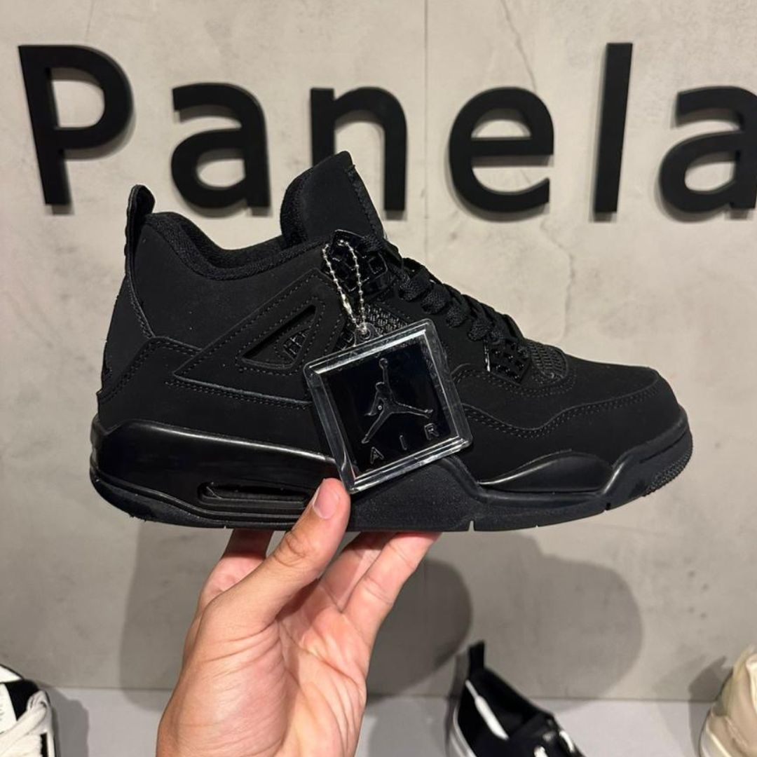 Tênis Air Jordan 4 Black Cat (PRONTA ENTREGA)