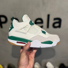 SB x Air Jordan 4 Pine Green (PRONTA ENTREGA)