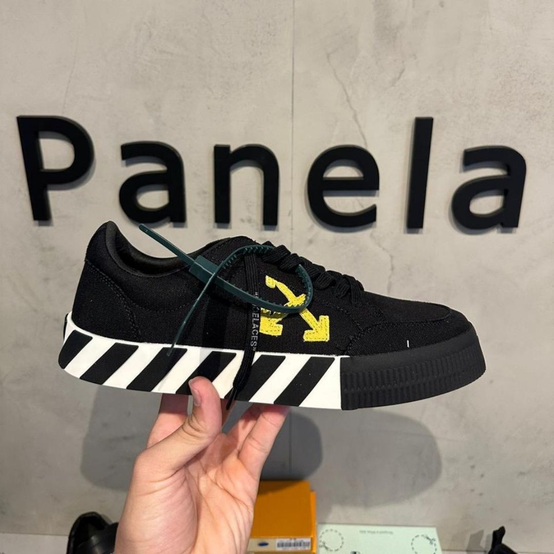 Off-White Vulcanized Low Canvas Preto e Amarelo