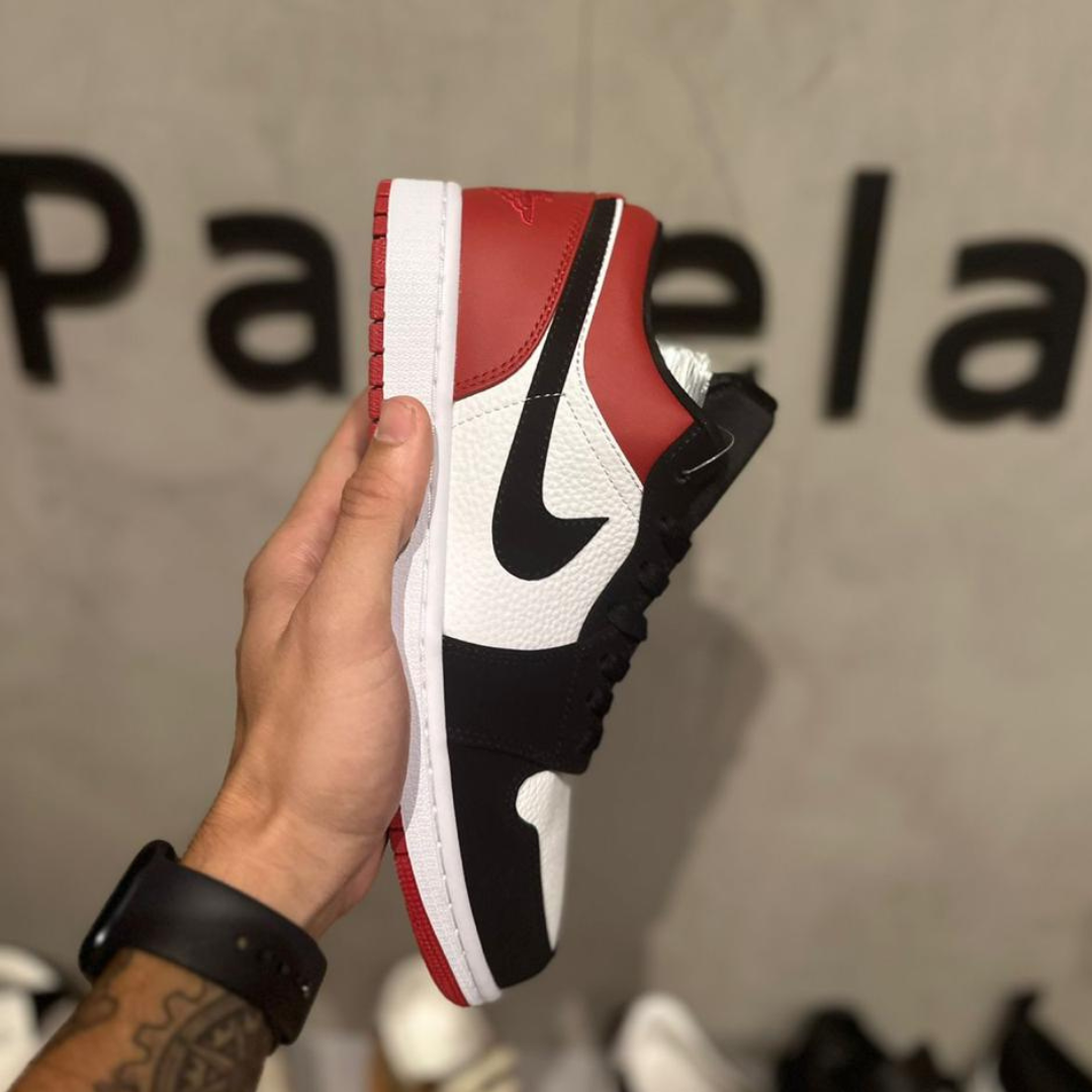 Tênis Air jordan 1 Low Black Toe