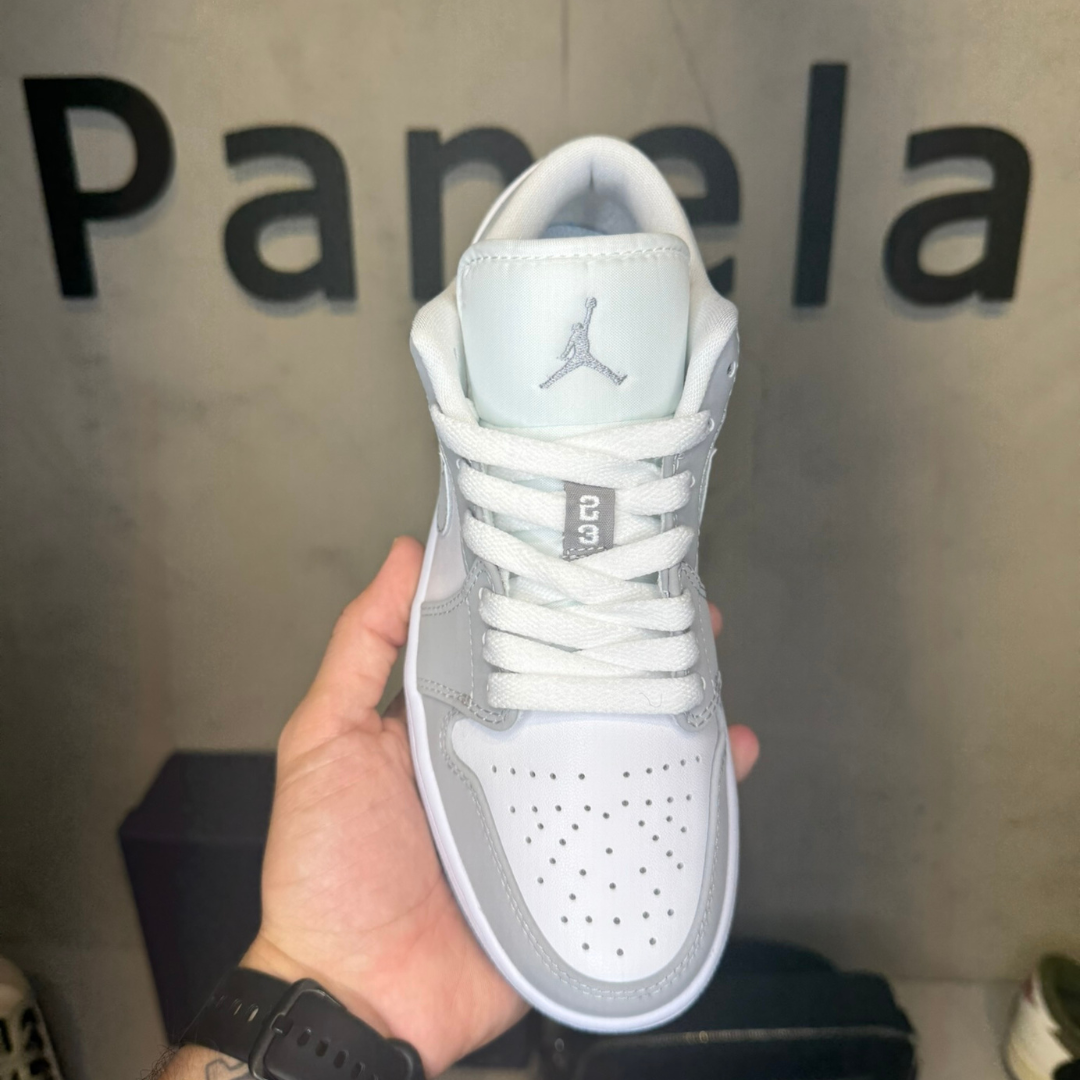 Air Jordan 1 Low Wolf Grey (PRONTA ENTREGA)