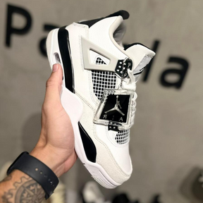 Tênis Air Jordan 4 Retrô Military Black (PRONTA ENTREGA)