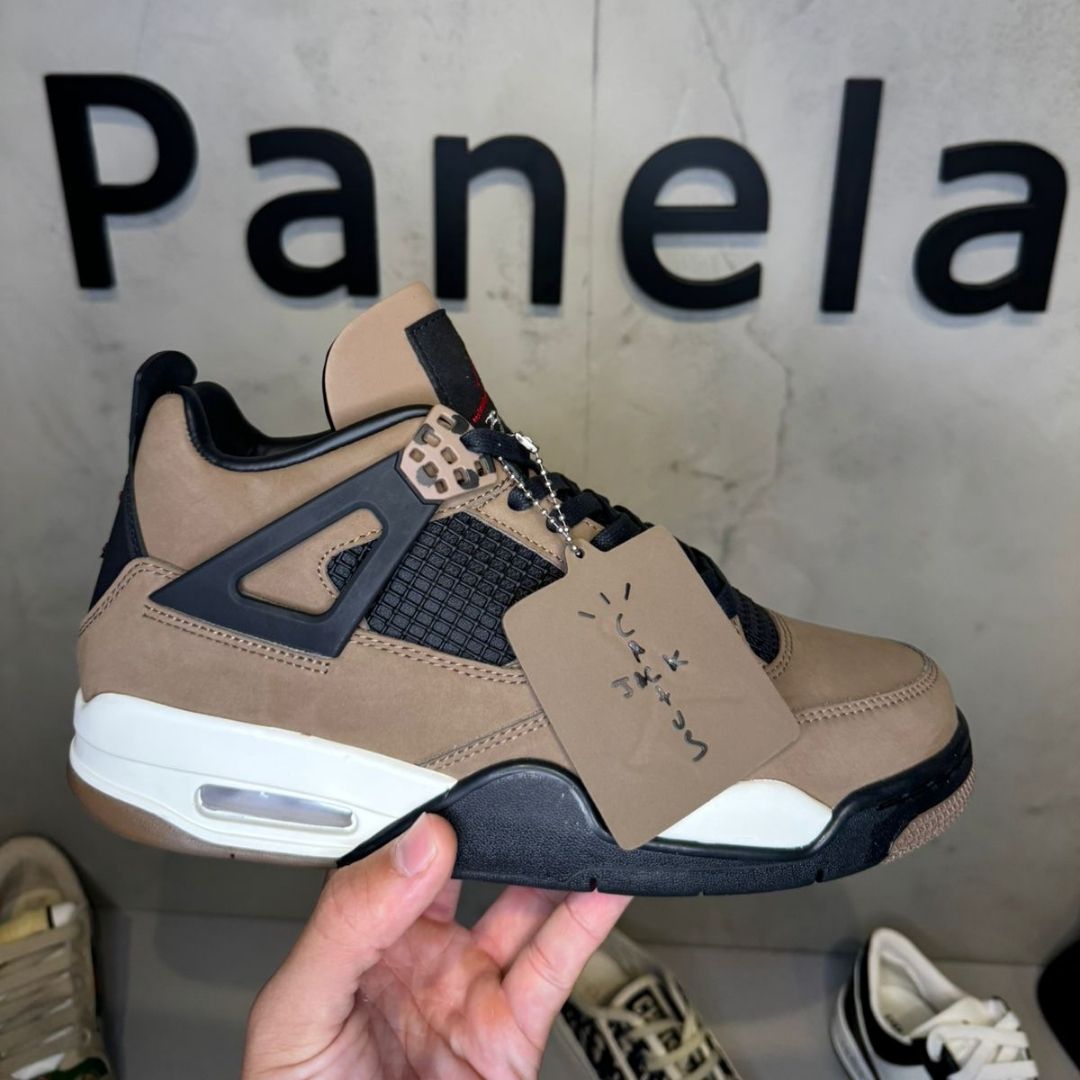 Tênis Nike Air Jordan 4 Travis Scott Retro Brown