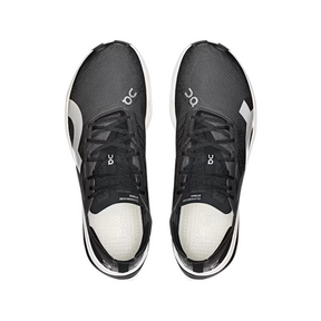Cloudboom Strike Black | White