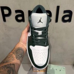 Air Jordan 1 Low Galactic Jade