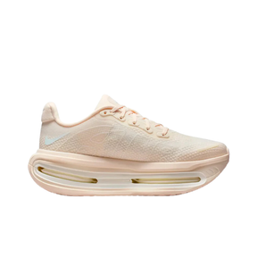 Nike Vomero Premium Chalk Bege